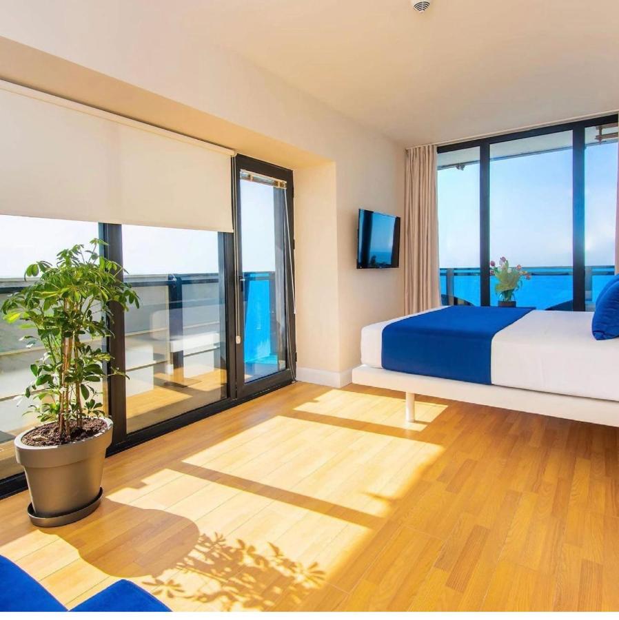 Orbi City Center Suite Batumi Exteriér fotografie