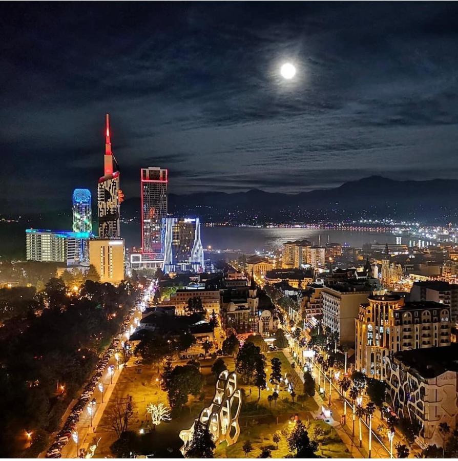 Orbi City Center Suite Batumi Exteriér fotografie