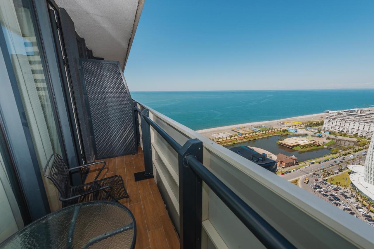 Orbi City Center Suite Batumi Exteriér fotografie