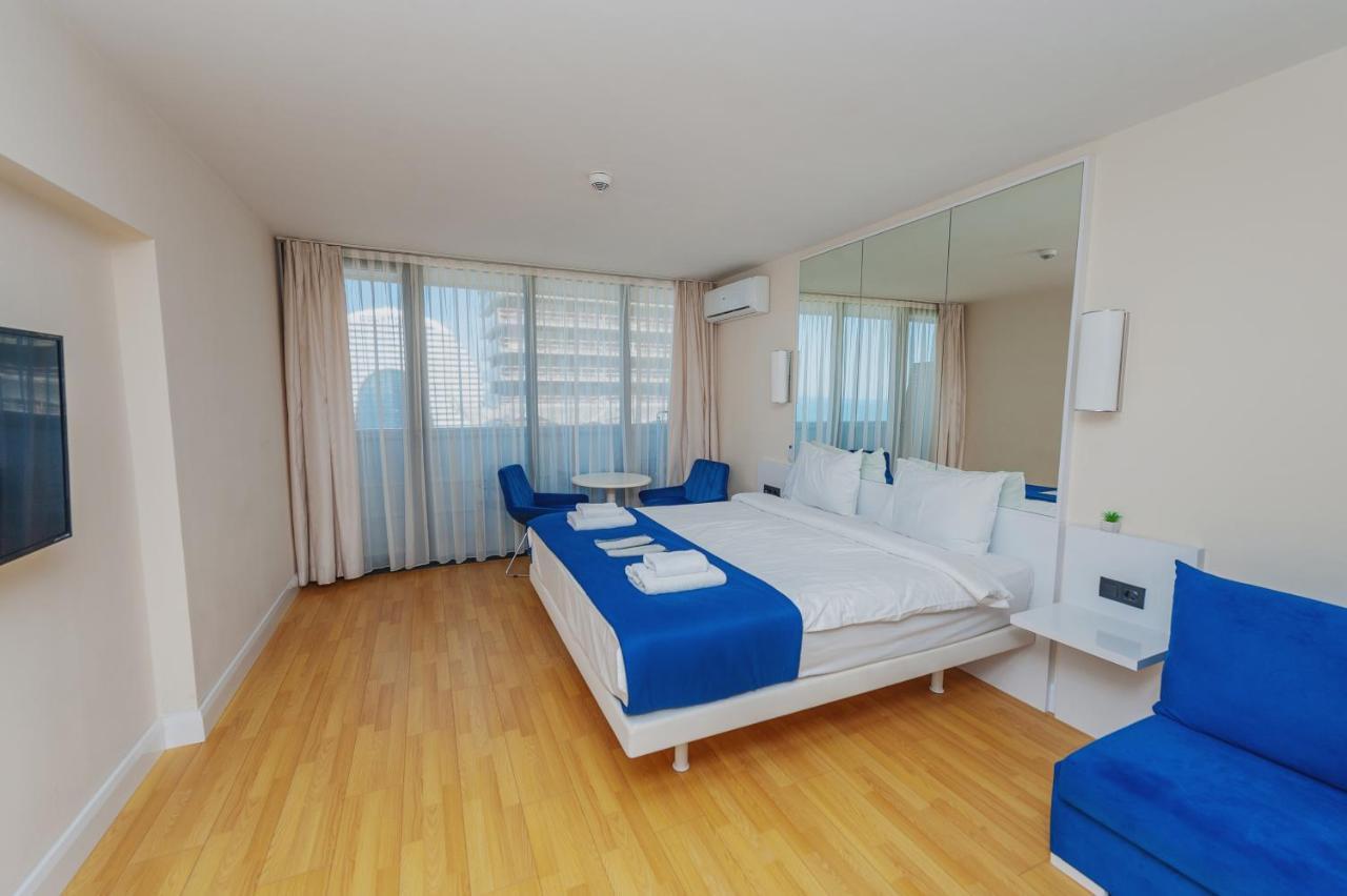 Orbi City Center Suite Batumi Exteriér fotografie