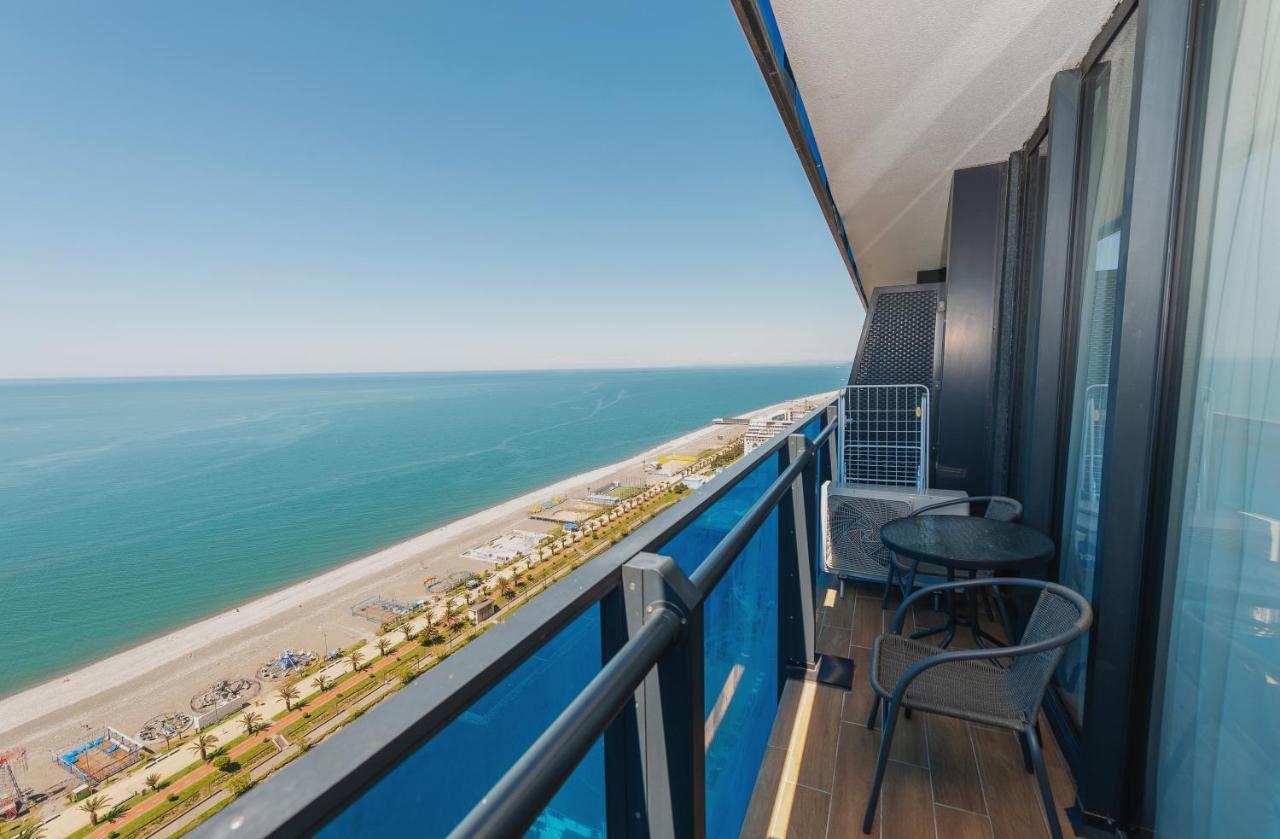 Orbi City Center Suite Batumi Exteriér fotografie